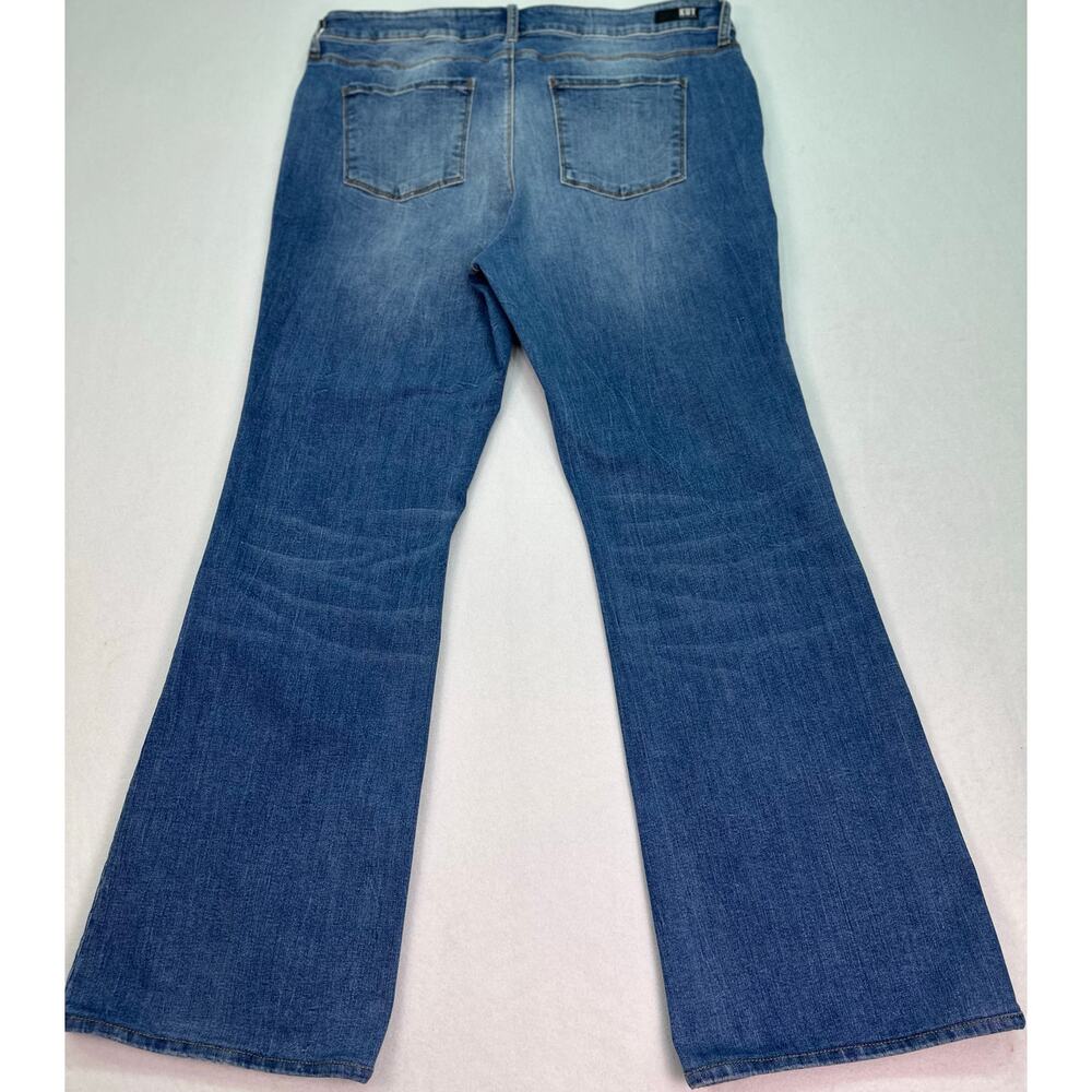 Kut from the Kloth Ana High Rise Fab Ab Flare Jeans Medium Wash Size 18 - Picture 3 of 15